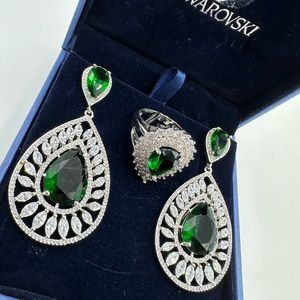 Swarovski Green and Silver Teardrop Necklace